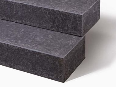 Blockstufen Basalt Takeda zugeschnitten