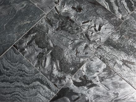 Quarzit-Fliesen Silver Grey, seitliche Aufnahme