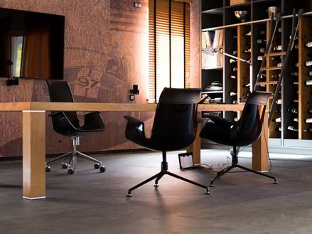 Arbeitszimmer im Industrial Style auf Schiefer Mustang Fliesen