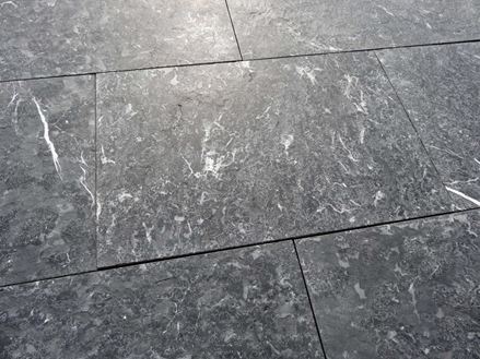 Blaustein-Platten Ocean Blue: seitliche Aufnahme