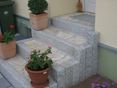Treppenstufen mit Polygonalplatten